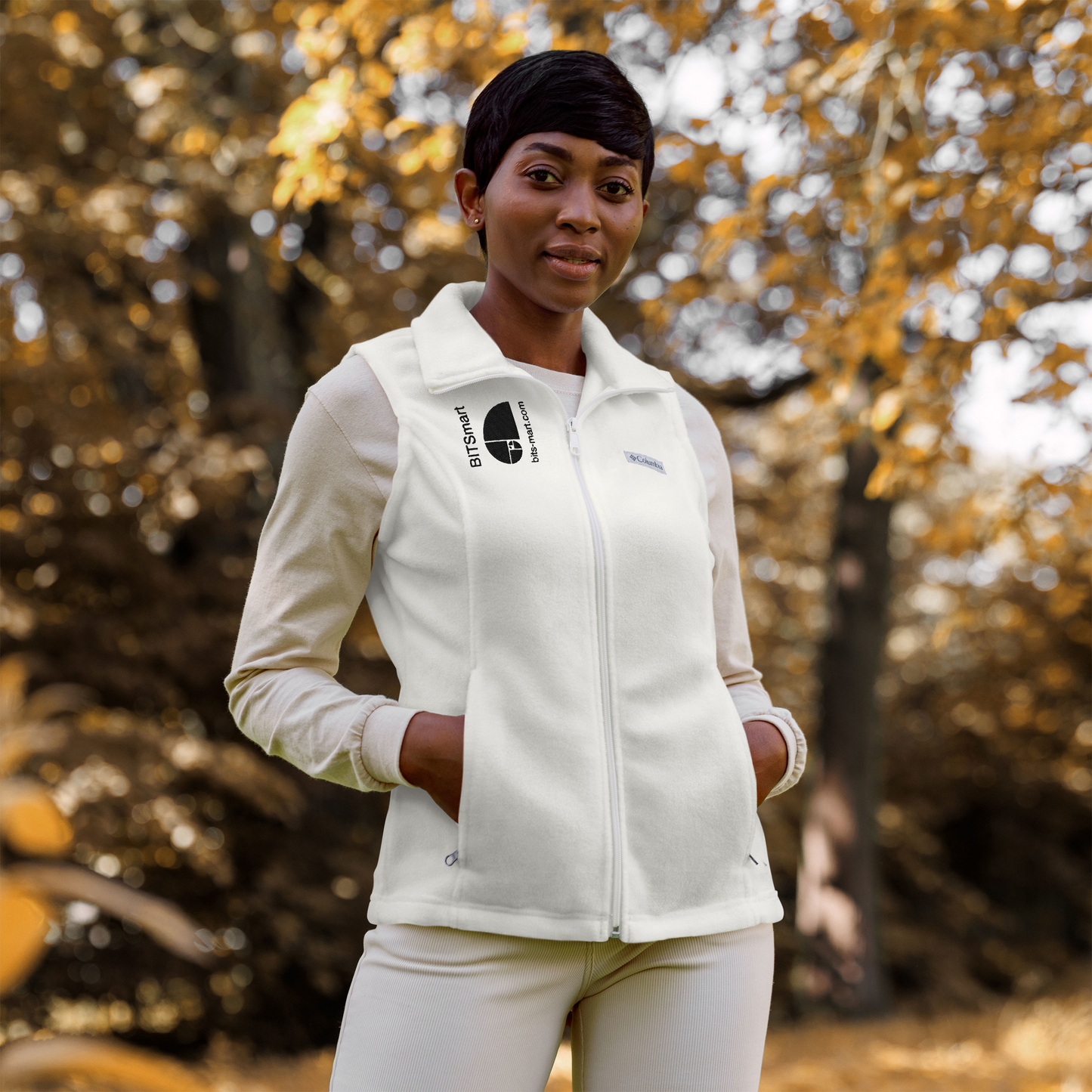 Women’s Columbia fleece vest — White